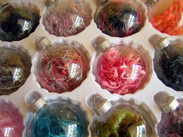 Yarn+ornaments